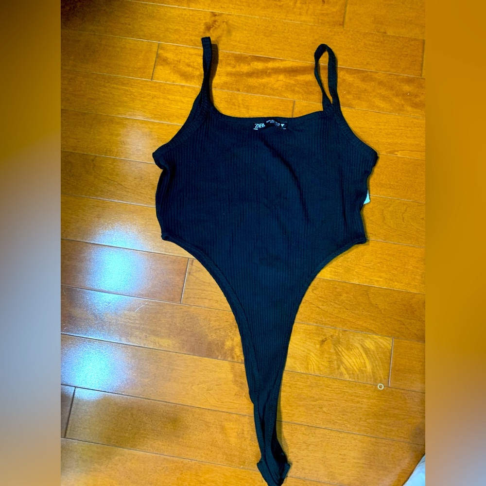 Zara XS black top